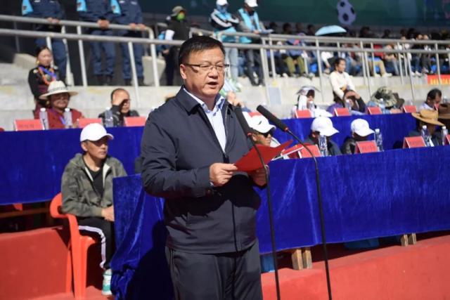 国乒女团亚锦赛失利引发争议，蒯曼策略受质疑